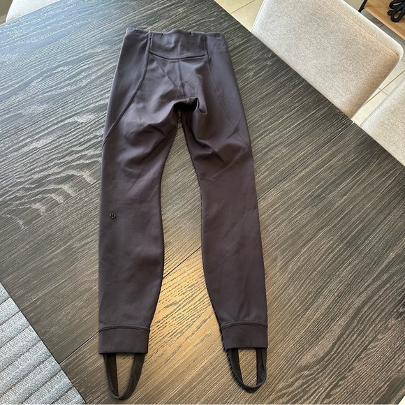 Lululemon Pull-On Zip-Front Stirrup High-Rise Pant *Full Length in Black, Small - Picture 13 of 15